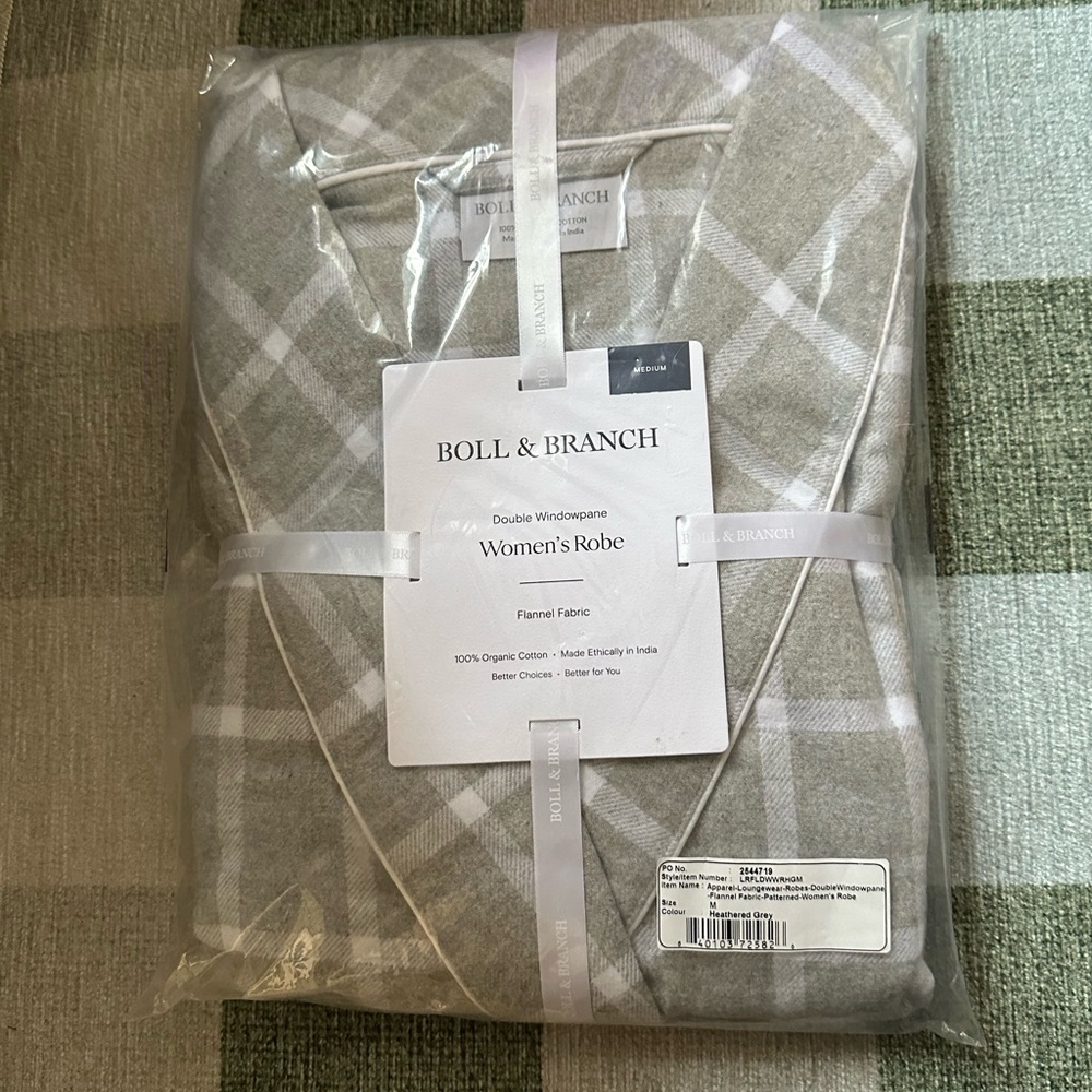 Women’s Boll & Branch flannel windowpane robe new in packaging size M